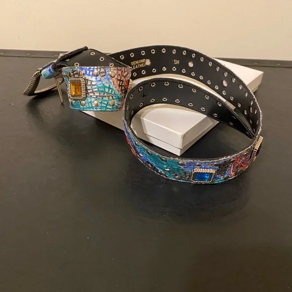 Colorful Rhinestones Embellished Western Cowgirl Festive Belt/Silver Buckle